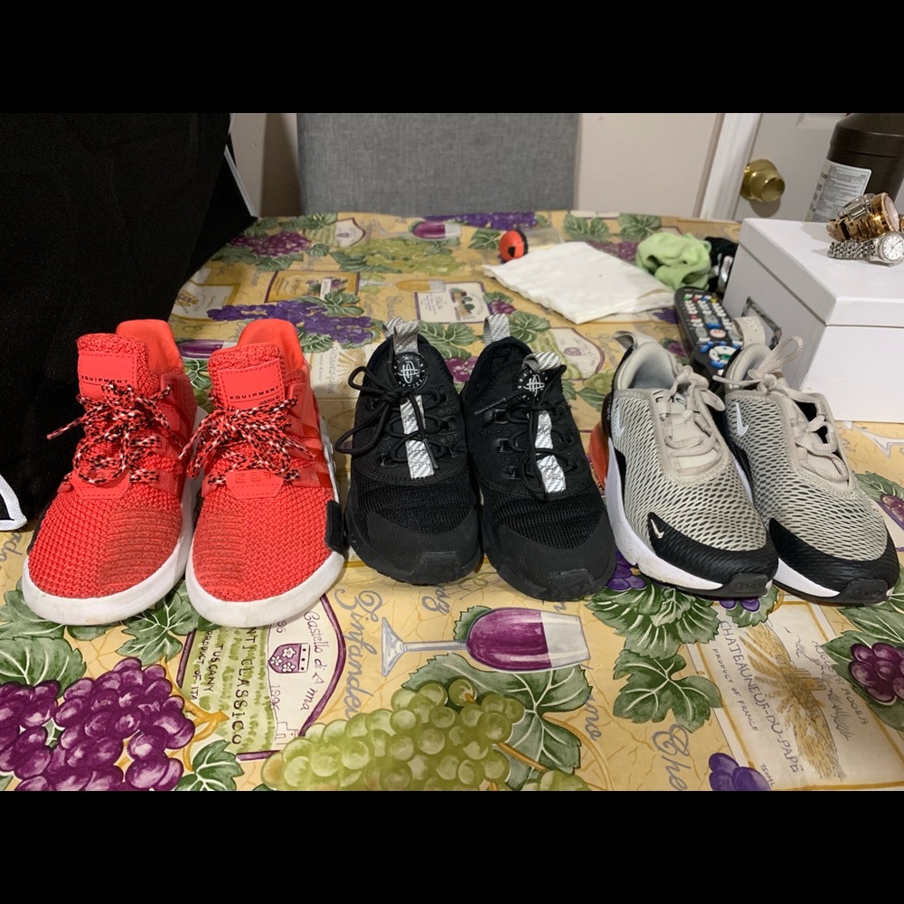 LOT OF 3 Sneakers ( Children’s Boys )